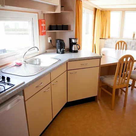 Zeezand Recreatie Cozy Chalets Campsite Stolpen